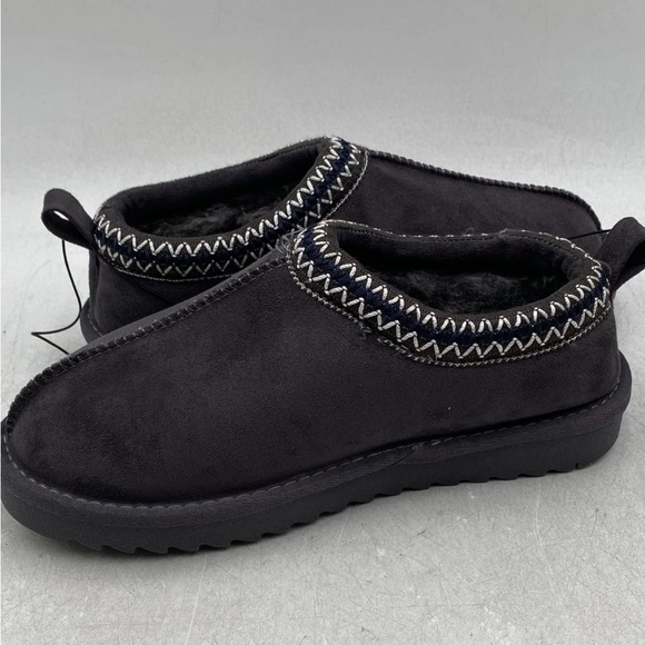 Maurices Gray Fuzzy Slippers - Picture 2 of 9